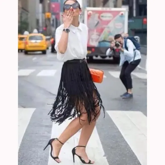 💋STUNNING💋Retro Chic Black Vegan Suede Asymmetrical Fringed Midi Skirt