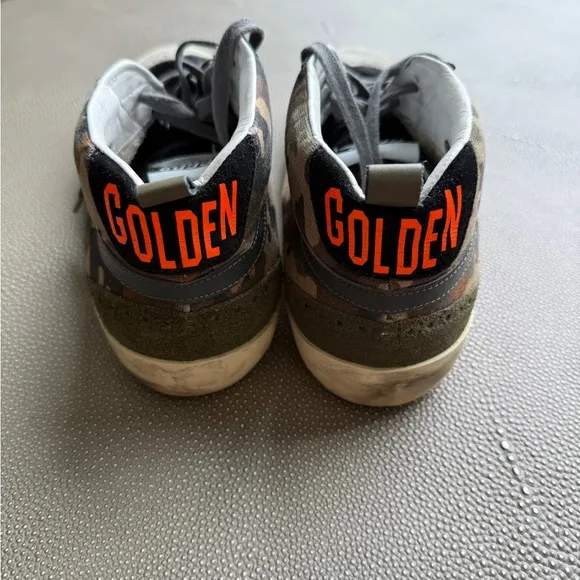 Stylish Camouflage High-Top Sneakers