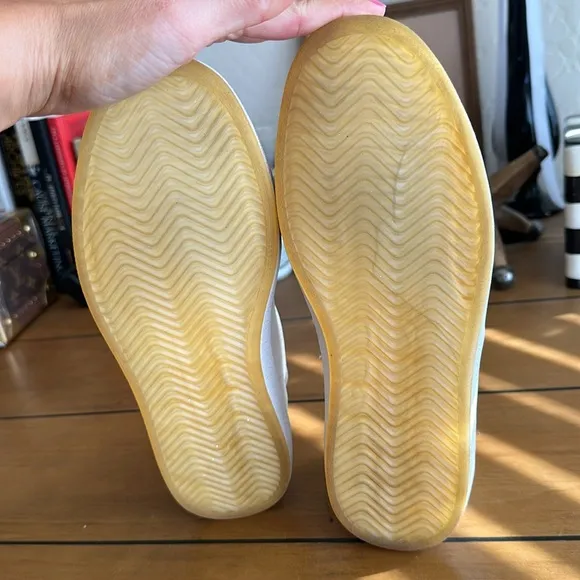 Super cute Vintage Havana shoes