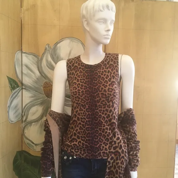 Sutton Cashmere cardigan animal cheetah print new with tags