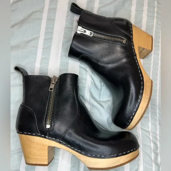 Swedish Hasbeens Toffel Womens Zip It Emy Clog Bootie Black Leather size 38