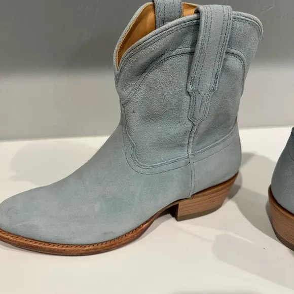 Tecovas Lucy in Sky Blue Suede Brand New Size 9