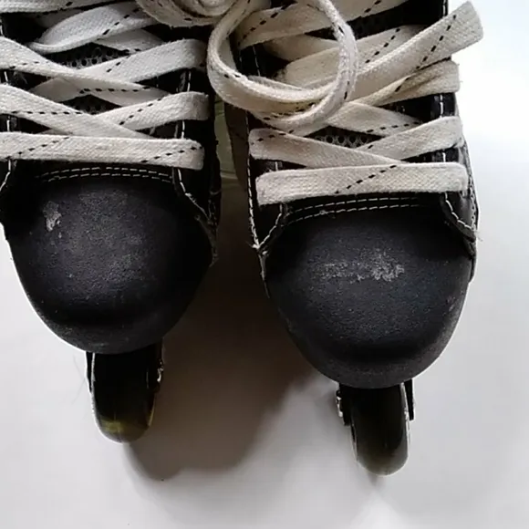 THOR CODE 808 HOCKEY SHOES SIZE 2