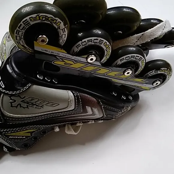 THOR CODE 808 HOCKEY SHOES SIZE 2