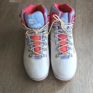 Timberland Euro Hikeing Boots size 9