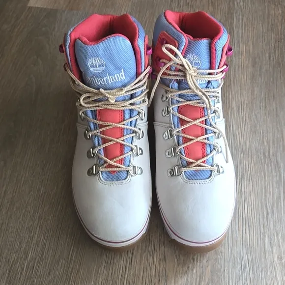 Timberland Euro Hikeing Boots size 9