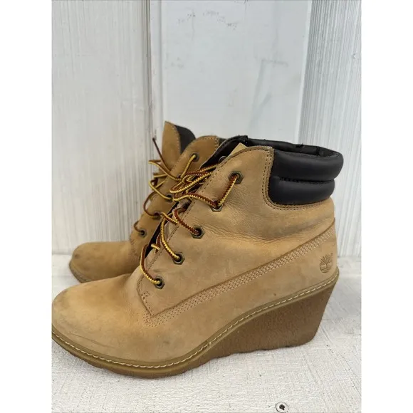 Timberland size 8 Women's Earthkeepers Amston wedge Boot 6 inch wheat