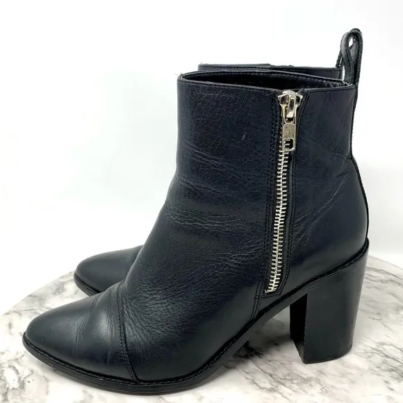 Tony Bianco Bentley Black Leather Zip Booties 6.5 Sleek Minimalist Chic