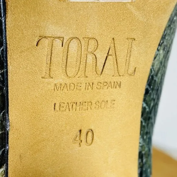TORAL Women Snakeskin Heel Boots Size 40 US 9/9.5  Heel 4” Leather