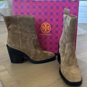 Tory Burch Tan and Black Heeled Boots
