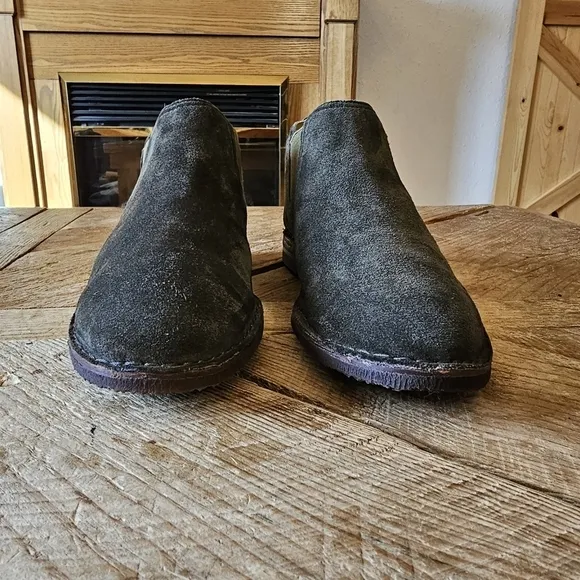 Trask Green Suede Chukka Boots Ankle bootie Women's 6.5 Medium