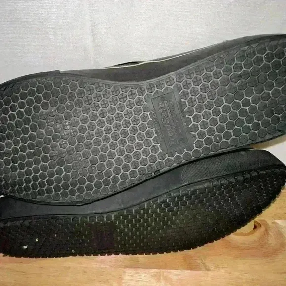 Tredsafe Black Slip Resistant Slip-On Shoes Anti-Fatigue Mens sz 10 Womens sz 11