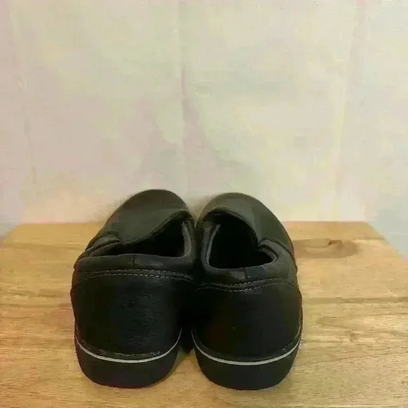 Tredsafe Black Slip Resistant Slip-On Shoes Anti-Fatigue Mens sz 10 Womens sz 11
