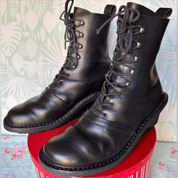 Trippen Lady F Leather Wedge Lace Up boots in Black color EU Size 39 = US 8