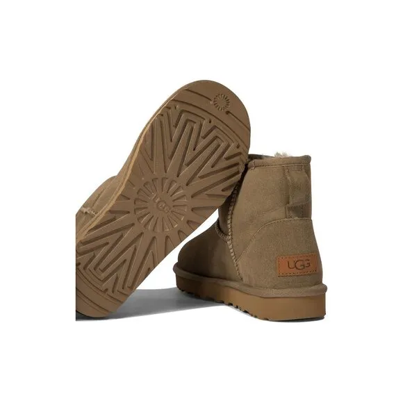Ugg &quot;classic Mini Ii&quot; Ankle Boots Size US 6