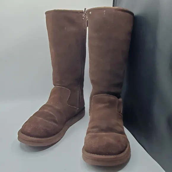 Ugg Australia tall zip boots size 8