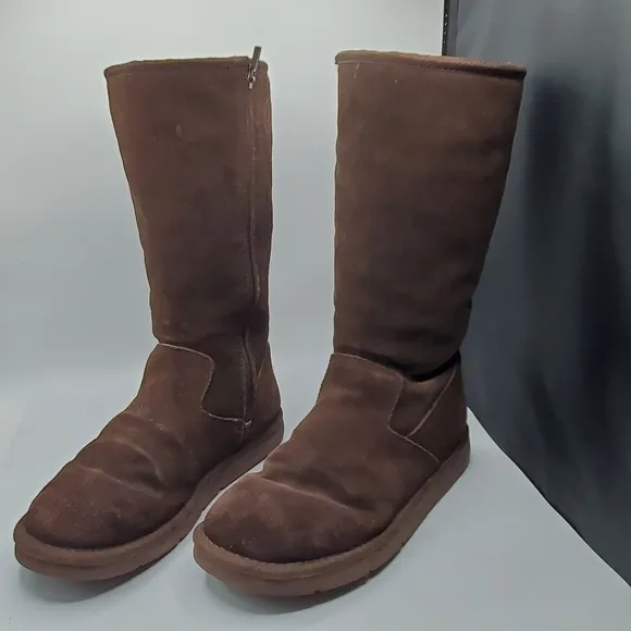 Ugg Australia tall zip boots size 8