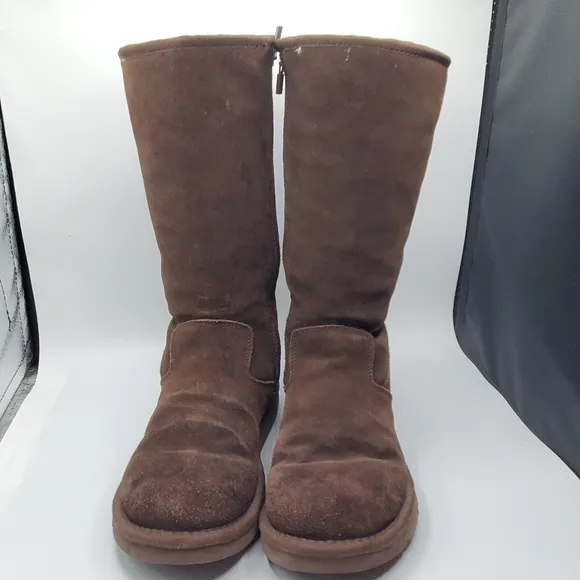Ugg Australia tall zip boots size 8