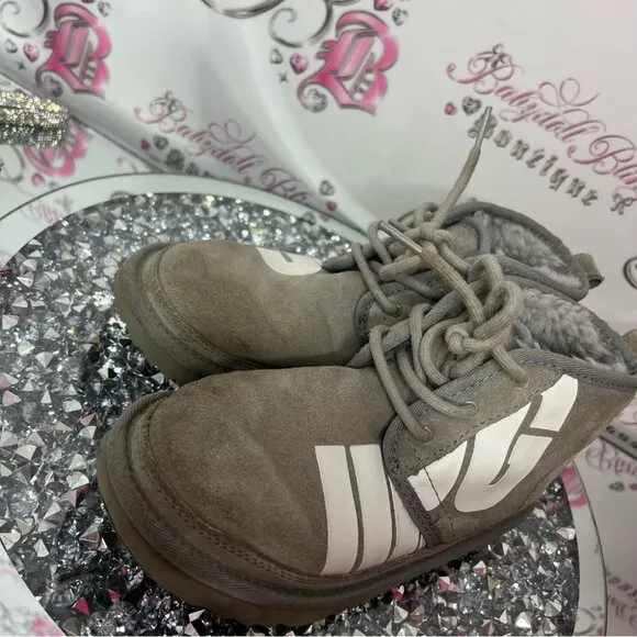 Ugg boots grey mini booties short style lace up laces ribbon 🎀 size 3 EUC gray