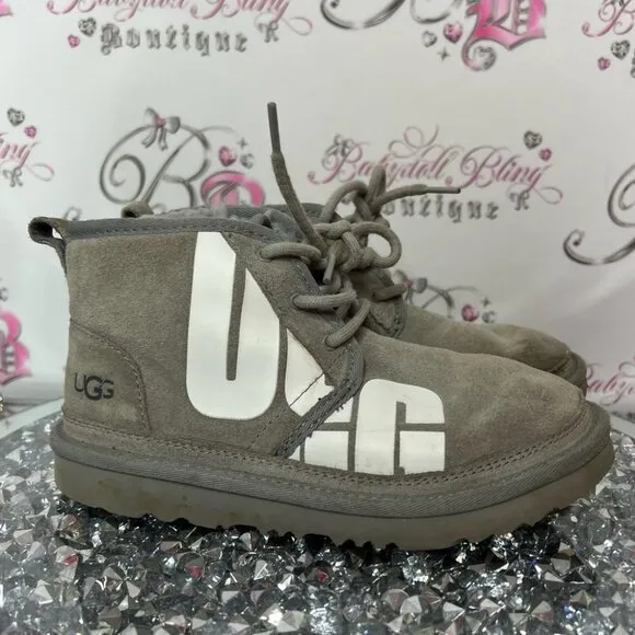 Ugg boots grey mini booties short style lace up laces ribbon 🎀 size 3 EUC gray