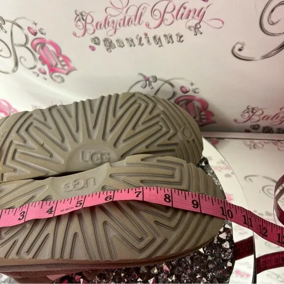 Ugg boots grey mini booties short style lace up laces ribbon 🎀 size 3 EUC gray