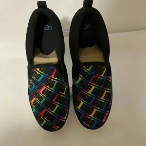 UGG Caplan Slip On big Girls Shoes Size 6, colorful pattern black background.