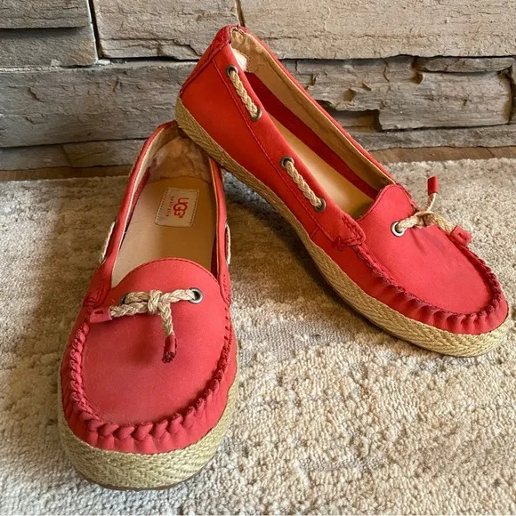 UGG Chivon Moccasins Driving Shoes Loafers Nubuck Leather Suede Tassel Slip On