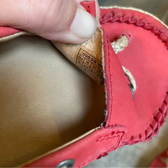 UGG Chivon Moccasins Driving Shoes Loafers Nubuck Leather Suede Tassel Slip On