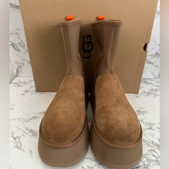UGG Classic Dipper Platform Zip Boots Shoes Chestnut Brown Women’s Size 11