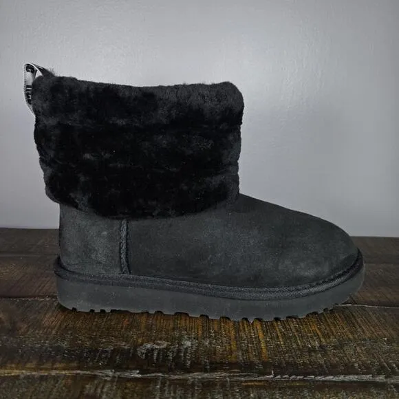 UGG Classic Mini Fluff Quilted Womens Size 6 Slip On Boots Shoes Black Fur Lined