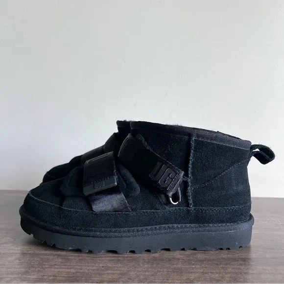 UGG Classic Ultra Mini Hybrid Women's Boot Size 7