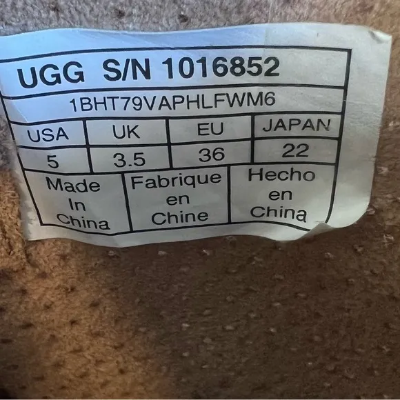 UGG Classic Unlined Mini Perf Women's Boot Size 5 #993