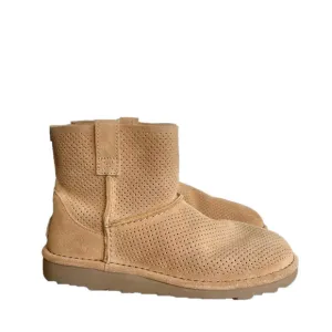 UGG Classic Unlined Mini Perf Women's Boot Size 5 #993