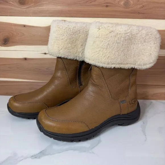 Ugg Classic Women Camel Leather Short Boots Lined Sheepskin Faux Fur Size 5