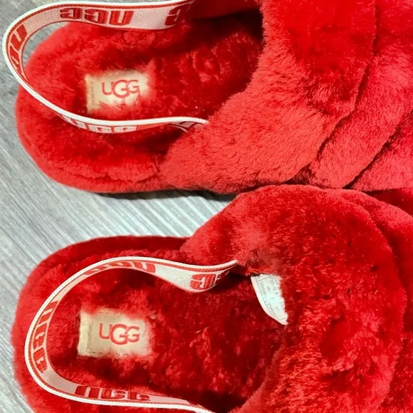 UGG KIDS FLUFF YEAH SLIDE ON GRADE SCHOOL LIFESTYLE SANDALS Red Ribbon, Size 6