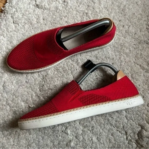 UGG Knit Red Australia Sammy Slip On Women's Sneaker Size 10