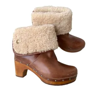 UGG Leather Ankle Booties Boots LYNNEA Wood Heel Shearling Lined Women Size 5