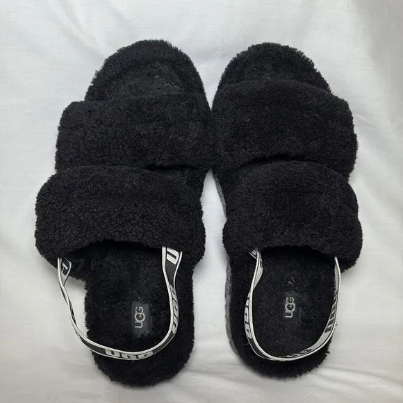 UGG Oh Fluffita Black Furry Sandals Cozy Platform Slides Slippers Women’s 11