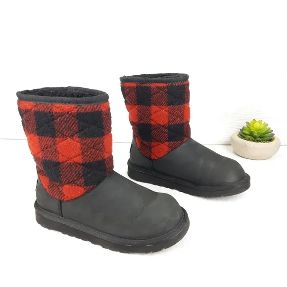 UGG RED PLAID CLASSIC YOUTH BOOTS