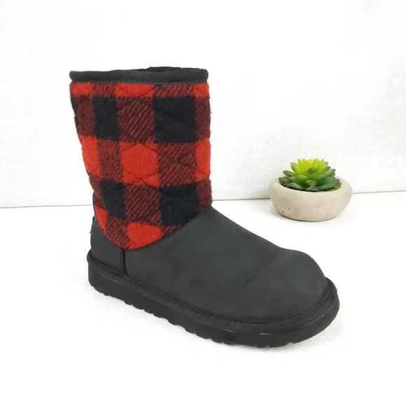 UGG RED PLAID CLASSIC YOUTH BOOTS