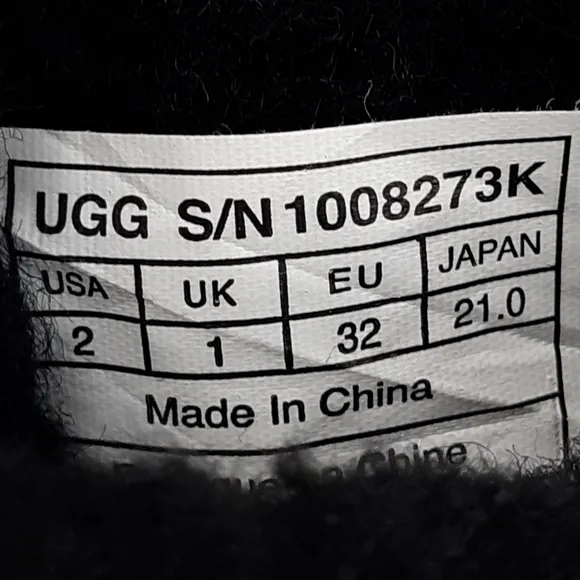 UGG RED PLAID CLASSIC YOUTH BOOTS