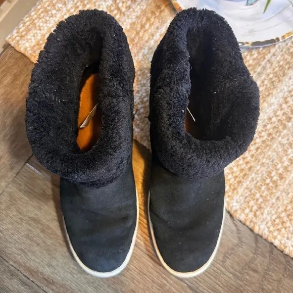 UGG Suede Ankle Boots Sherpa Trim Winter Warm Comfy Black Women's 6.5‎