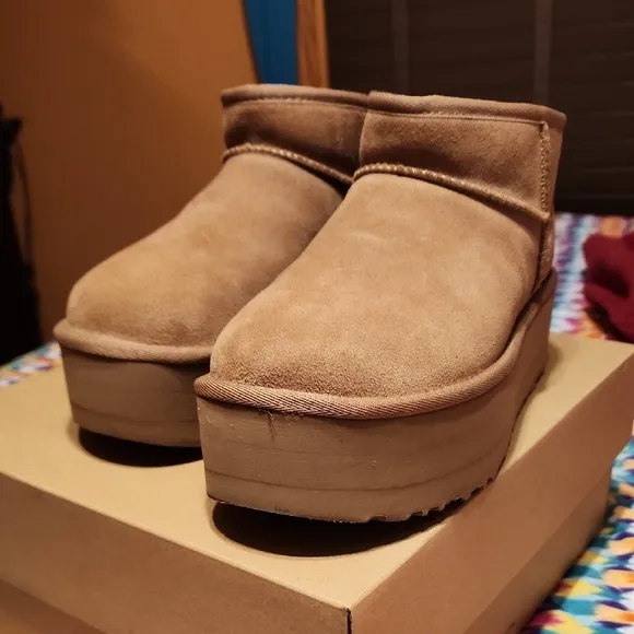 UGG Women's Brown Suede Ankle Boots