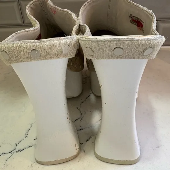 UGG x ECKHAUS LATTA Bone 'Boogie Platform'. See Pics , Some Flaws  Size 8