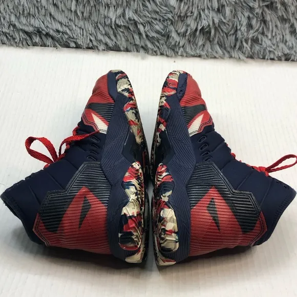 Under Armor Sneakers Steph Curry USA Top Gun Boys Size 6 Y Basketball Shoes