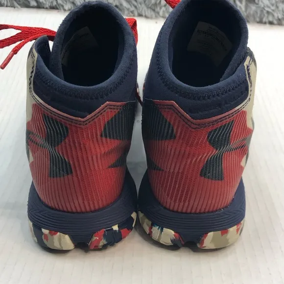 Under Armor Sneakers Steph Curry USA Top Gun Boys Size 6 Y Basketball Shoes