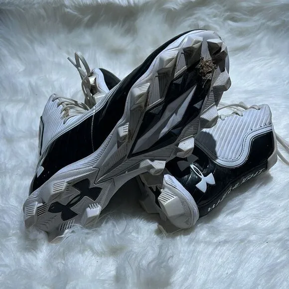 Under Armour Highlight high top cleats Size 11.5.  B88