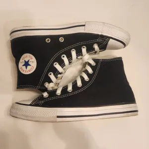 Unisex CONVERSE Chuck Taylor ALL STAR HIGH TOP Black/White NEW Youth 3