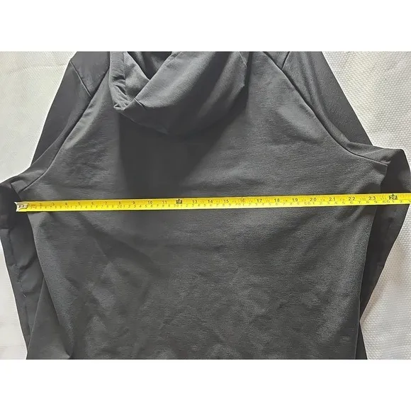 UNRL Crossover II Hoodie Mens XL Black Performance Stretch Pullover Sweater
