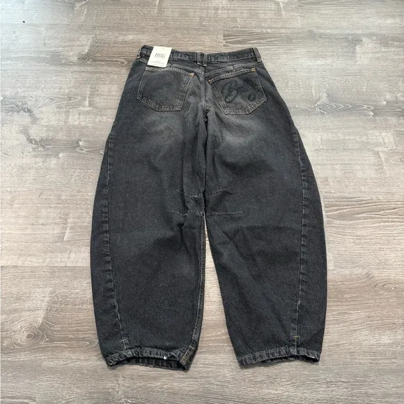 Urban Outfitters BDG Renae Horseshoe Jeans - Black Wash, Size 29 (NWT)